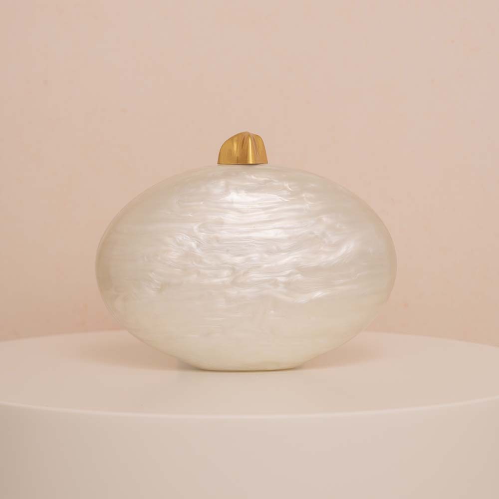 パールブラウングリーンオーバルアクリルエッグシェイプクラッチ - Interior Design News のレビューと価格